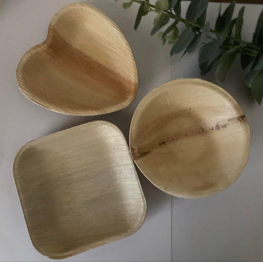 Mini palm leaf plates - set of 3