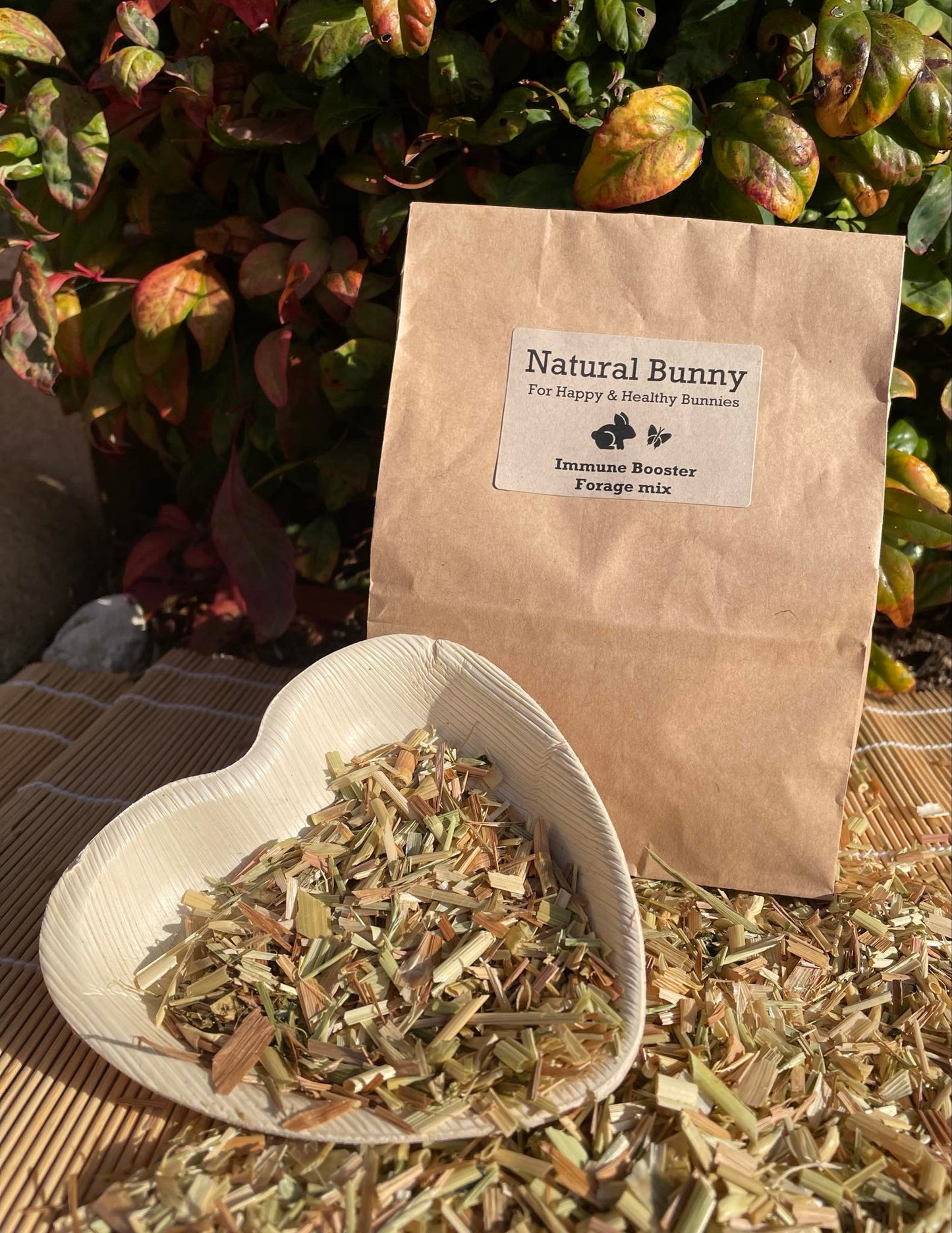 Natural Bunny - Immune Booster Forage Mix & Plate