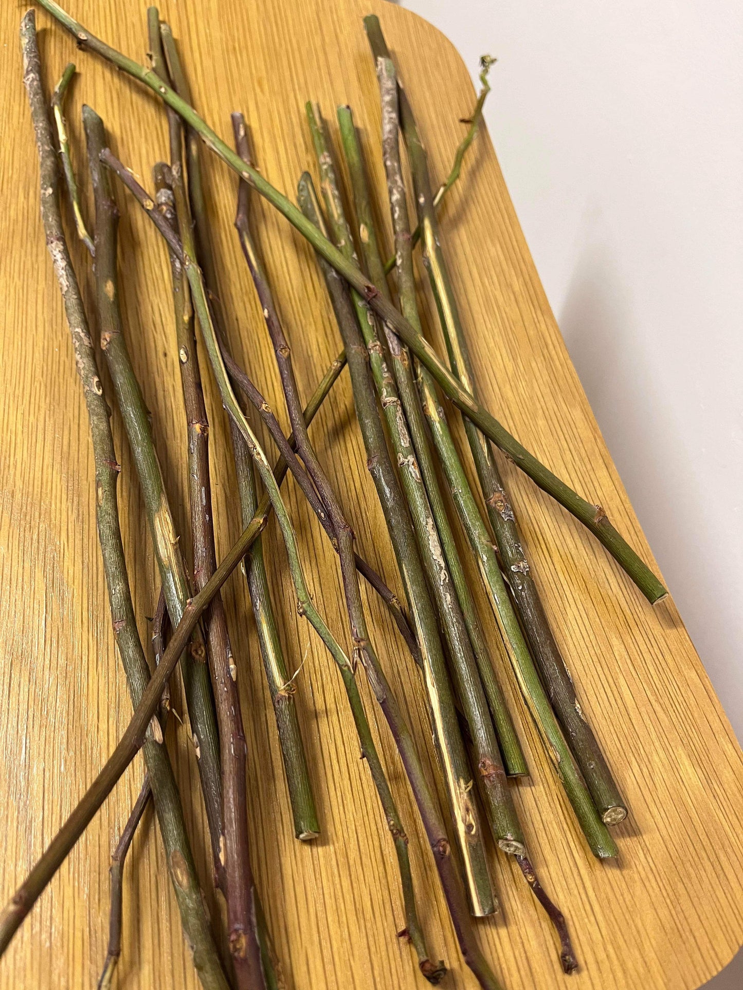 Rose branches (100g)